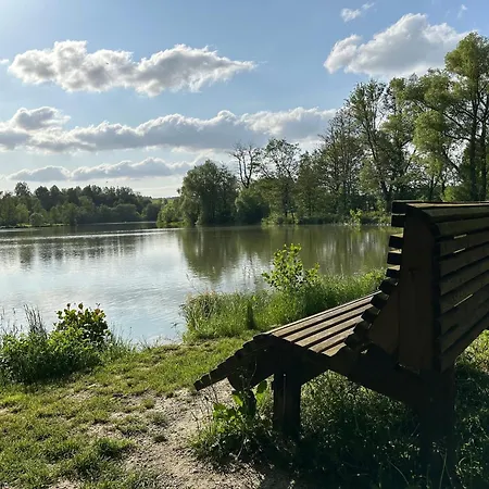 아파트 Komfortable 100qm Mit Loggia In Im Frankenwald-fichtelgebirge