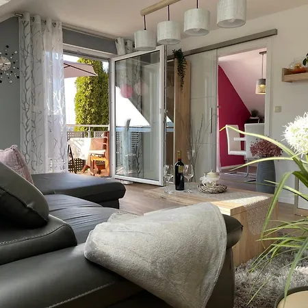 Komfortable 100qm Mit Loggia In Im Frankenwald-fichtelgebirge Schauenstein