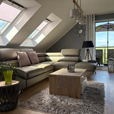 Komfortable 100qm Mit Loggia In Im Frankenwald-fichtelgebirge Apartamento *