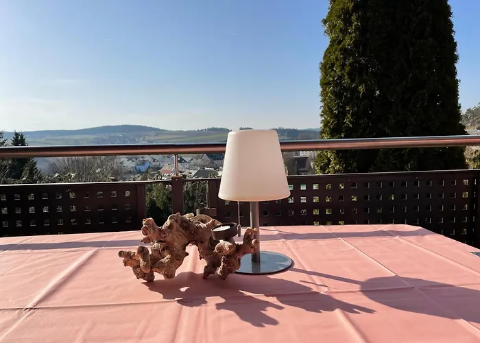 Lägenhet Komfortable 100qm Mit Loggia In Im Frankenwald-fichtelgebirge
